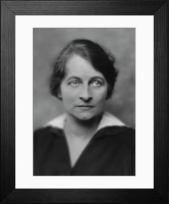 Framed Print : Martin, Ricardo, Mrs. portrait photograph, 1915 Nov. 3. Creator: Arnold Genthe Framed Print : Martin, Ricardo, Mrs. portrait photograph, 1915 Nov. 3. Creator: Arnold Genthe