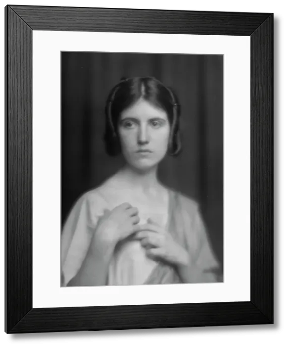 Framed Print : Maude, Bonnie, Miss, portrait photograph, between 1912 and 1918. Creator: Arnold Genthe Framed Print : Maude, Bonnie, Miss, portrait photograph, between 1912 and 1918. Creator: Arnold Genthe