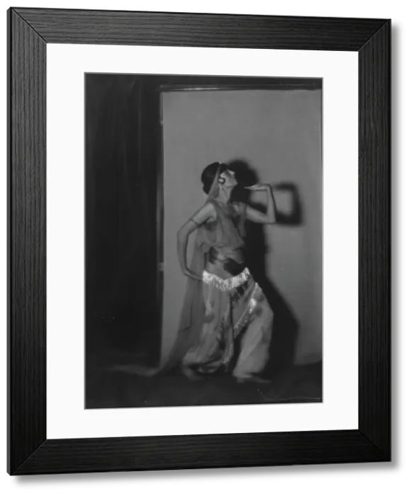 Framed Print : Maude, Bonnie, Miss, portrait photograph, between 1912 and 1918. Creator: Arnold Genthe Framed Print : Maude, Bonnie, Miss, portrait photograph, between 1912 and 1918. Creator: Arnold Genthe