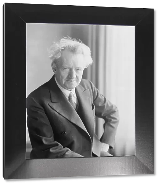 Portrait photograph of Arnold Genthe, between 1911 and 1942. Creator: Arnold Genthe