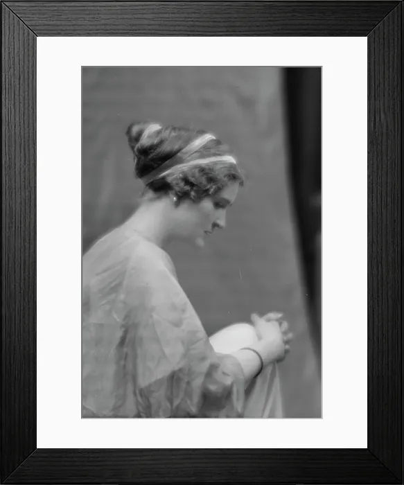 Framed Print : Montgomery, Margaret Phelps, Miss, portrait photograph, 1912 Sept. 27. Creator: Arnold Genthe Framed Print : Montgomery, Margaret Phelps, Miss, portrait photograph, 1912 Sept. 27. Creator: Arnold Genthe