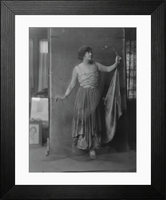 Framed Print : Mott-Smith, May, Miss, portrait photograph, between 1916 and 1923. Creator: Arnold Genthe Framed Print : Mott-Smith, May, Miss, portrait photograph, between 1916 and 1923. Creator: Arnold Genthe