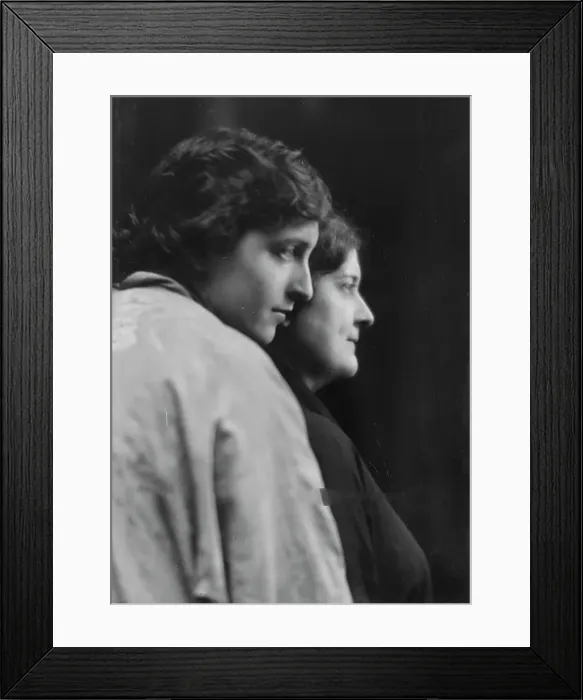 Framed Print : Namara-Toye, Mme. and mother, portrait photograph, 1914 Dec. Creator: Arnold Genthe Framed Print : Namara-Toye, Mme. and mother, portrait photograph, 1914 Dec. Creator: Arnold Genthe