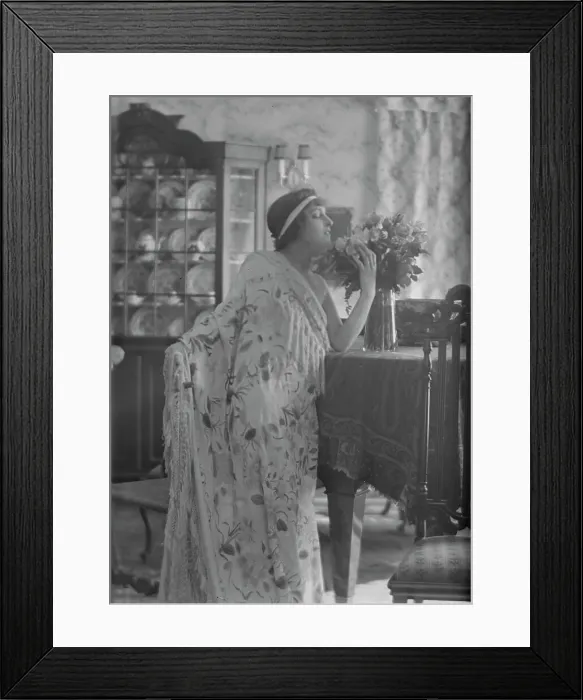 Framed Print : Namara-Toye, Mme. portrait photograph, 1912. Creator: Arnold Genthe Framed Print : Namara-Toye, Mme. portrait photograph, 1912. Creator: Arnold Genthe