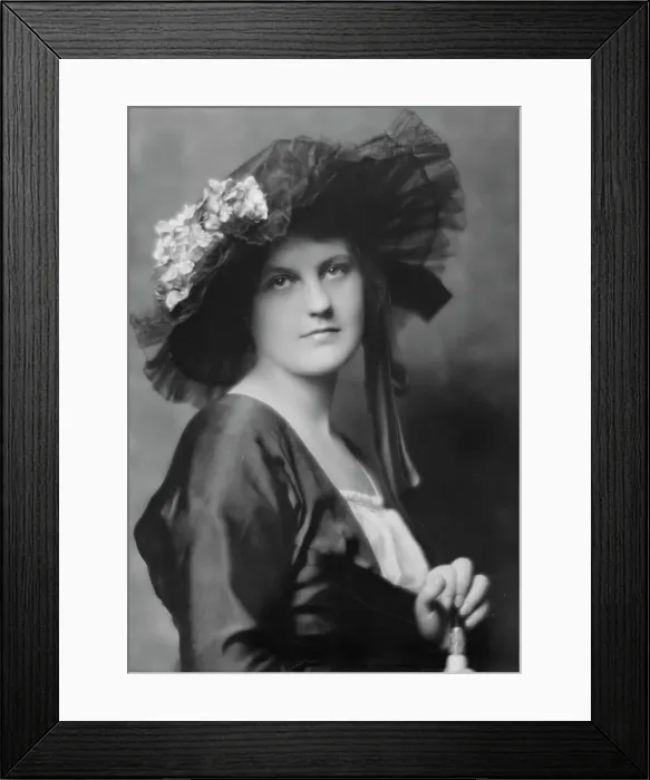 Framed Print : Phillips, Norma, Miss, portrait photograph, 1914. Creator: Arnold Genthe Framed Print : Phillips, Norma, Miss, portrait photograph, 1914. Creator: Arnold Genthe