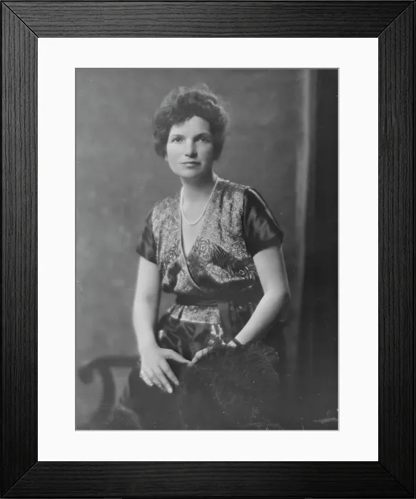 Framed Print : Mrs. George Bolt Jr. portrait photograph, 1918 May 29. Creator: Arnold Genthe Framed Print : Mrs. George Bolt Jr. portrait photograph, 1918 May 29. Creator: Arnold Genthe