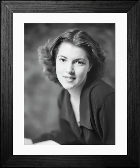 Framed Print : Barrymore, Diana, portrait photograph, 1941 Dec. 12. Creator: Arnold Genthe