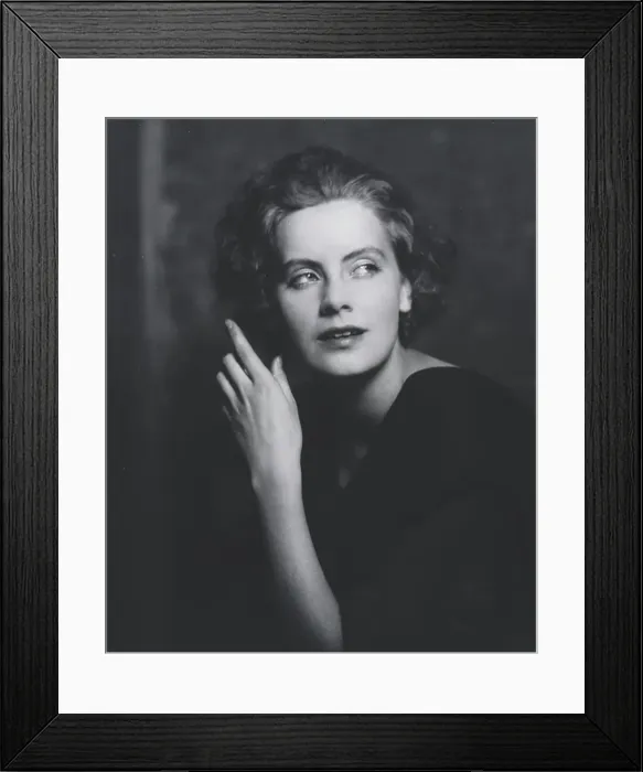 Framed Print : Portrait photograph of Greta Garbo, 1925 July. Creator: Arnold Genthe Framed Print : Portrait photograph of Greta Garbo, 1925 July. Creator: Arnold Genthe