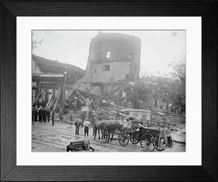 Framed Print : Storm Damage, 1913. Creator: Harris & Ewing. Storm Damage, 1913. Creator: Harris & Ewing Framed Print : Storm Damage, 1913. Creator: Harris & Ewing. Storm Damage, 1913. Creator: Harris & Ewing