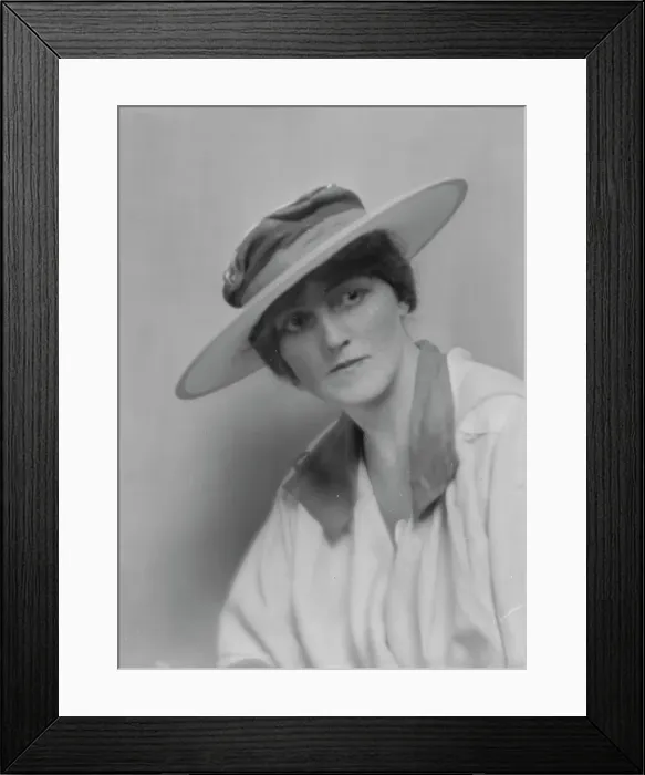 Framed Print : Vaughan, Edith, Miss, portrait photograph, 1916 Mar. Creator: Arnold Genthe Framed Print : Vaughan, Edith, Miss, portrait photograph, 1916 Mar. Creator: Arnold Genthe
