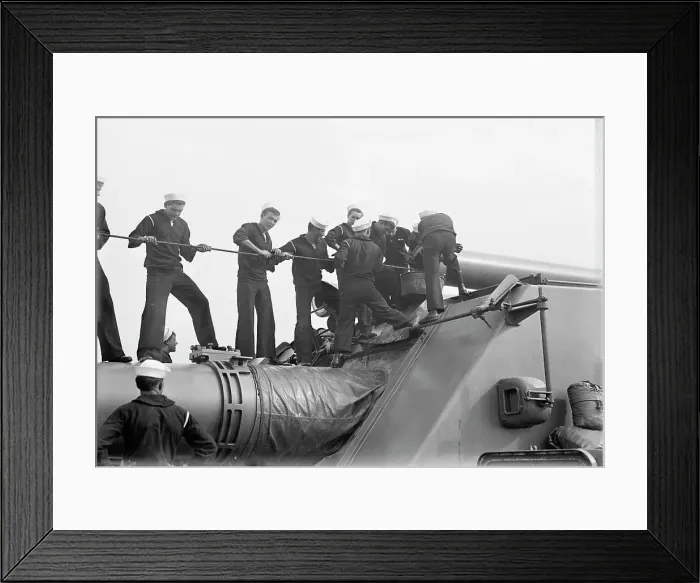 Framed Print : Target Practice - Cleaning 12 Gun, 1913. Creator: Unknown Framed Print : Target Practice - Cleaning 12 Gun, 1913. Creator: Unknown