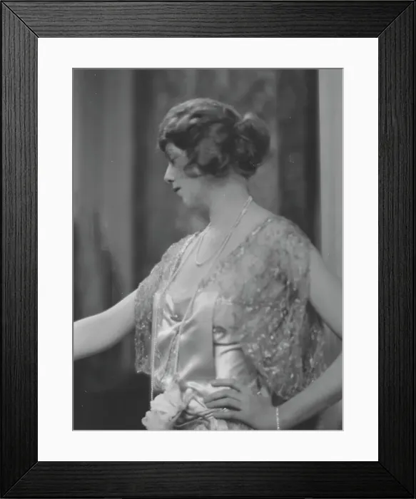 Framed Print : Rennard, D. Miss, portrait photograph, 1916. Creator: Arnold Genthe Framed Print : Rennard, D. Miss, portrait photograph, 1916. Creator: Arnold Genthe