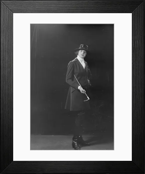 Framed Print : Miss Chaffee, or her friend Miss Dorothy Kuhn, portrait photograph, 1919 Apr. 12. Creator: Arnold Genthe Framed Print : Miss Chaffee, or her friend Miss Dorothy Kuhn, portrait photograph, 1919 Apr. 12. Creator: Arnold Genthe