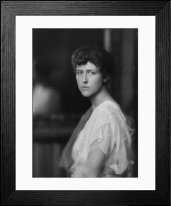 Framed Print : Scheld, Miss, portrait photograph, 1915. Creator: Arnold Genthe Framed Print : Scheld, Miss, portrait photograph, 1915. Creator: Arnold Genthe