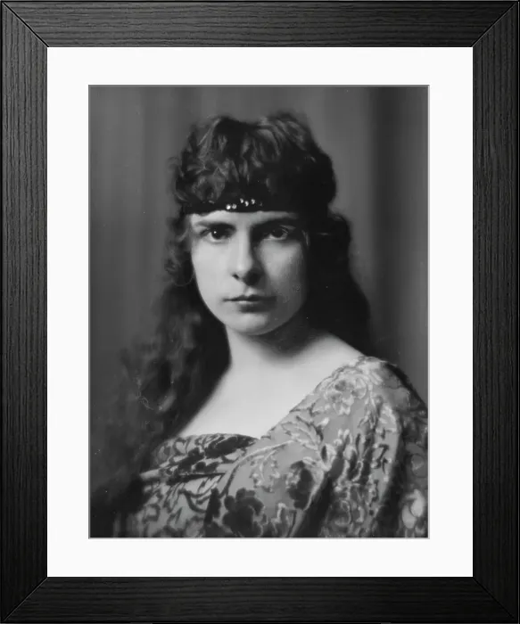 Framed Print : Woodward, Miss, portrait photograph, 1915 May 25. Creator: Arnold Genthe Framed Print : Woodward, Miss, portrait photograph, 1915 May 25. Creator: Arnold Genthe
