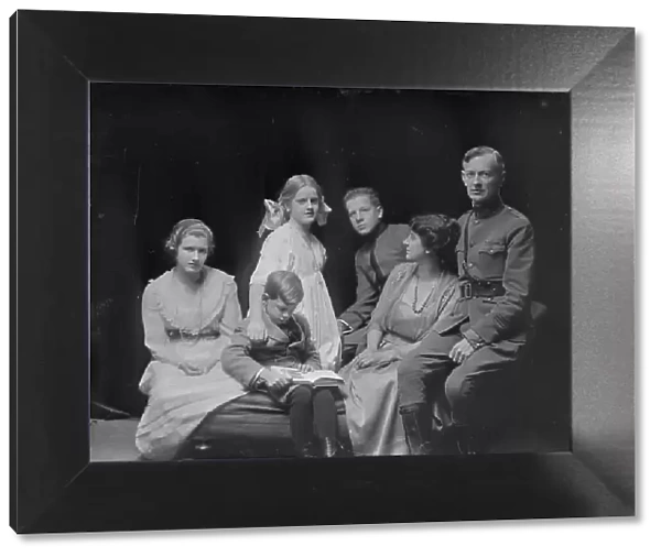 Mr. and Mrs. W.W. Davies and family, portrait photograph, 1919 Jan. Creator: Arnold Genthe