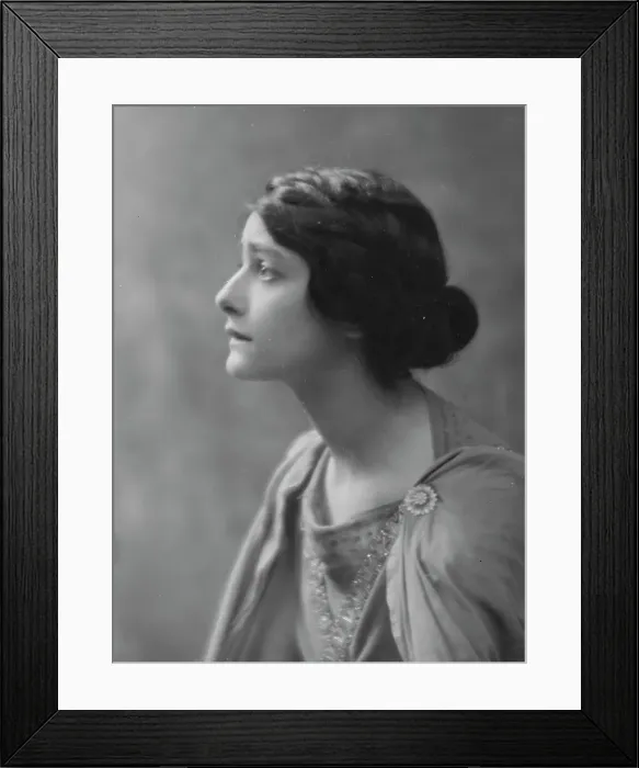 Framed Print : Miss Madeleine Delmar, (Mrs. B. Kauser), portrait photograph, 1918 Feb. 18. Creator: Arnold Genthe