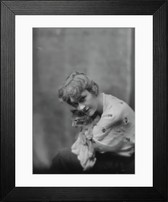 Framed Print : Lentz, Lu, Miss, with Buzzer the cat, portrait photograph, 1914 Apr. 17. Creator: Arnold Genthe Framed Print : Lentz, Lu, Miss, with Buzzer the cat, portrait photograph, 1914 Apr. 17. Creator: Arnold Genthe