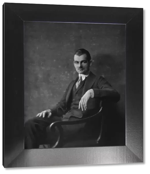 Sullivan, Noel, Mr. portrait photograph, 1915. Creator: Arnold Genthe