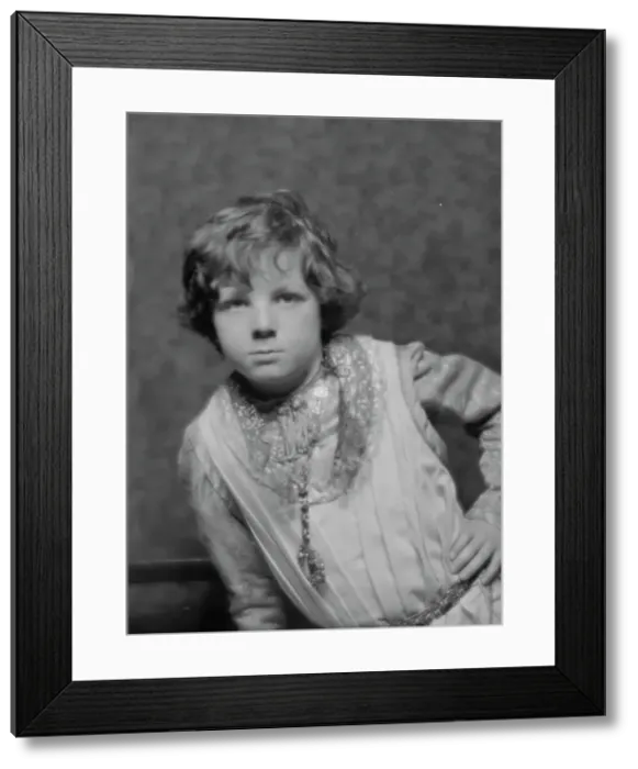 Framed Print : Guinness, Loel, portrait photograph, 1913. Creator: Arnold Genthe Framed Print : Guinness, Loel, portrait photograph, 1913. Creator: Arnold Genthe