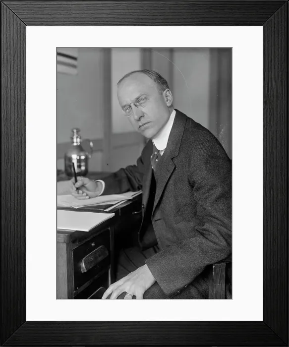 Framed Print : Albert L. Scott, Chief, Clothing And Equipage Division, Q.M.C. U.S.A. 1918. Creator: Harris & Ewing. Albert L. Scott, Chief, Clothing And Equipage Division, Q.M.C. U.S.A. 1918. Creator: Harris & Ewing Framed Print : Albert L. Scott, Chief, Clothing And Equipage Division, Q.M.C. U.S.A. 1918. Creator: Harris & Ewing. Albert L. Scott, Chief, Clothing And Equipage Division, Q.M.C. U.S.A. 1918. Creator: Harris & Ewing