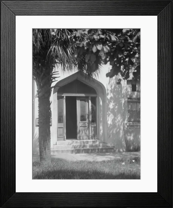Framed Print : Entrance to an unidentified building, New Orleans or Charleston, South Carolina, c1920-c1926. Creator: Arnold Genthe Framed Print : Entrance to an unidentified building, New Orleans or Charleston, South Carolina, c1920-c1926. Creator: Arnold Genthe