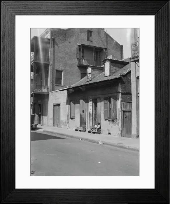 Framed Print : Creole mansion and one-story cottage, New Orleans, between 1920 and 1926. Creator: Arnold Genthe Framed Print : Creole mansion and one-story cottage, New Orleans, between 1920 and 1926. Creator: Arnold Genthe