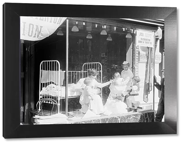 Florence Crittenden I.E. Crittenton Home - Baby Exhibit, 1914. Creator: Harris & Ewing. Florence Crittenden I.E. Crittenton Home - Baby Exhibit, 1914. Creator: Harris & Ewing