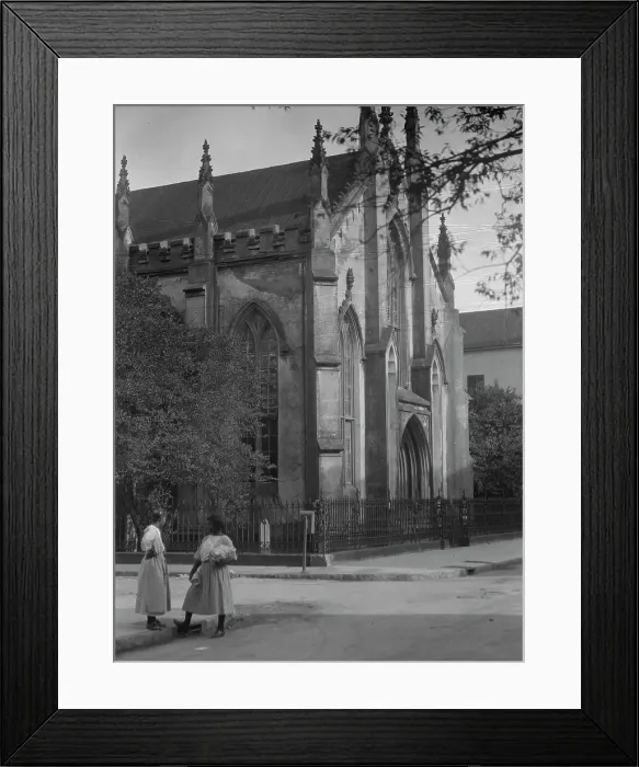 Framed Print : Old Huguenot church, 136 Church Street, Charleston, South Carolina, between 1920 and 1926. Creator: Arnold Genthe Framed Print : Old Huguenot church, 136 Church Street, Charleston, South Carolina, between 1920 and 1926. Creator: Arnold Genthe