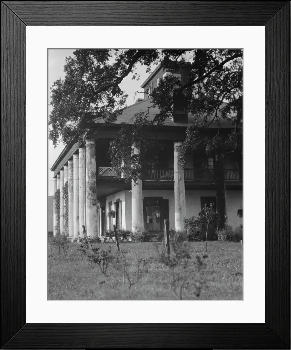 Framed Print : Plantation house, possibly the Belles Demoiselles, New Orleans, between 1920 and 1926. Creator: Arnold Genthe Framed Print : Plantation house, possibly the Belles Demoiselles, New Orleans, between 1920 and 1926. Creator: Arnold Genthe
