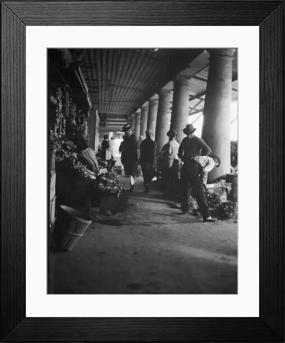 Framed Print : Market scene, New Orleans, between 1920 and 1926. Creator: Arnold Genthe Framed Print : Market scene, New Orleans, between 1920 and 1926. Creator: Arnold Genthe