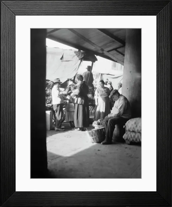 Framed Print : Market scene, New Orleans, between 1920 and 1926. Creator: Arnold Genthe Framed Print : Market scene, New Orleans, between 1920 and 1926. Creator: Arnold Genthe