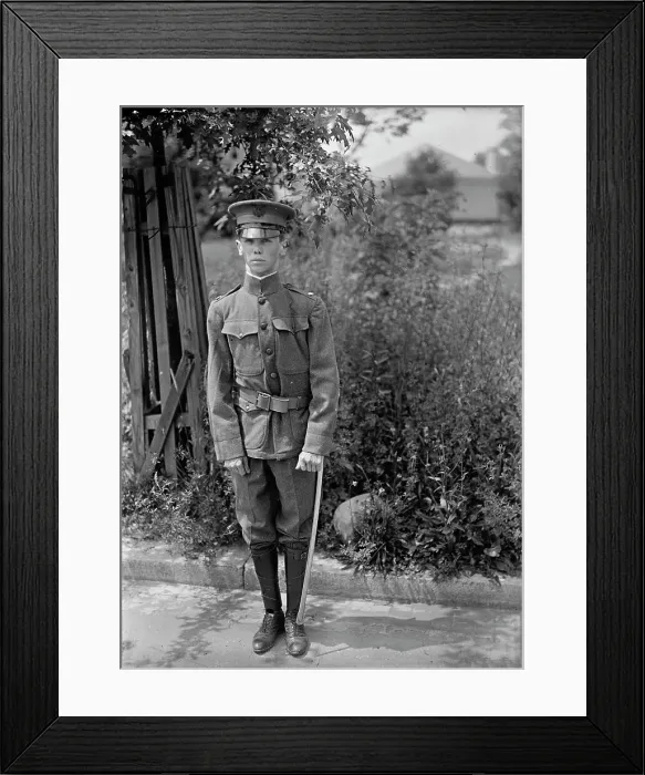 Framed Print : R.T. Elliott Jr. American Guard, Drilling, 1917. Creator: Harris & Ewing. R.T. Elliott Jr. American Guard, Drilling, 1917. Creator: Harris & Ewing Framed Print : R.T. Elliott Jr. American Guard, Drilling, 1917. Creator: Harris & Ewing. R.T. Elliott Jr. American Guard, Drilling, 1917. Creator: Harris & Ewing