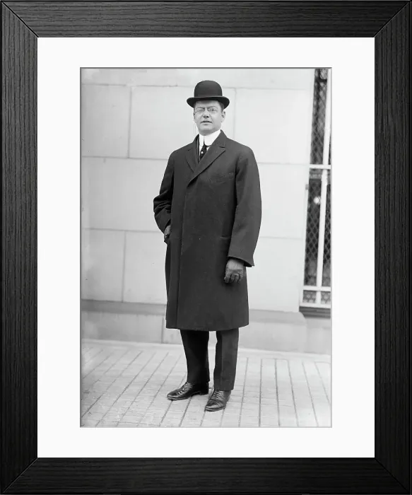 Framed Print : F.W. Taylor, Secretary To Macveagh, 1913. Creator: Harris & Ewing. F.W. Taylor, Secretary To Macveagh, 1913. Creator: Harris & Ewing Framed Print : F.W. Taylor, Secretary To Macveagh, 1913. Creator: Harris & Ewing. F.W. Taylor, Secretary To Macveagh, 1913. Creator: Harris & Ewing