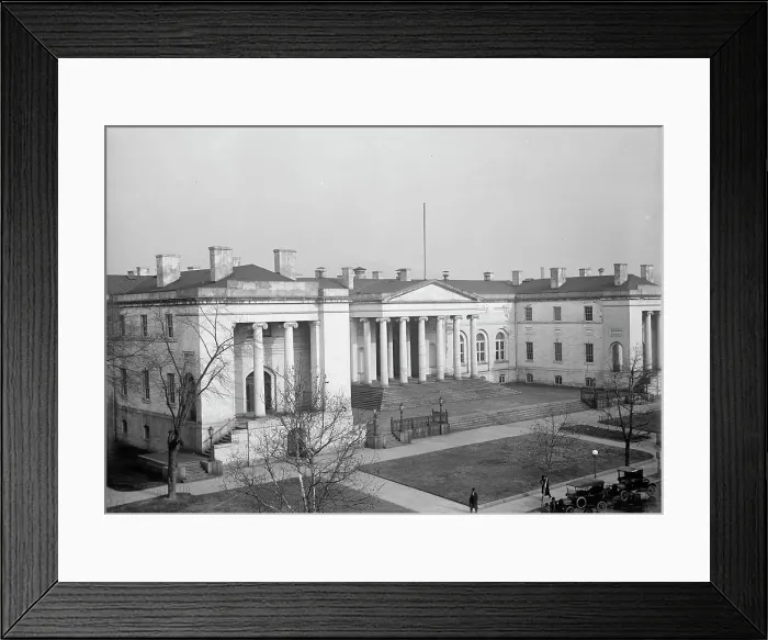 Framed Print : District of Columbia Court House, 1913. Creator: Harris & Ewing. District of Columbia Court House, 1913. Creator: Harris & Ewing Framed Print : District of Columbia Court House, 1913. Creator: Harris & Ewing. District of Columbia Court House, 1913. Creator: Harris & Ewing