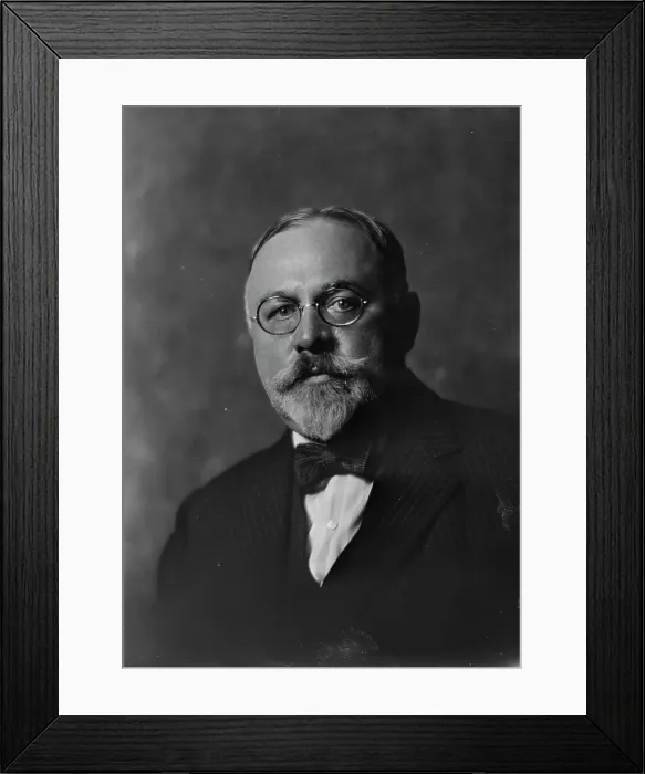 Framed Print : Mr. Fred A. Muschenheim, portrait photograph, 1919 Aug. 12. Creator: Arnold Genthe Framed Print : Mr. Fred A. Muschenheim, portrait photograph, 1919 Aug. 12. Creator: Arnold Genthe