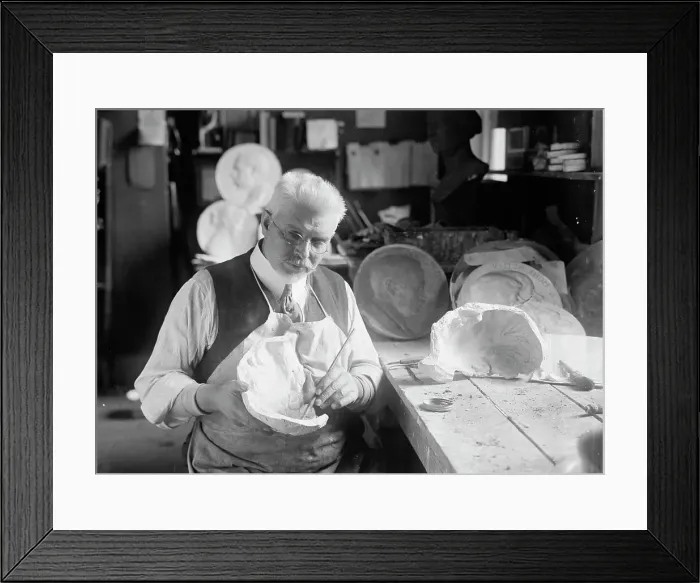 Framed Print : U.S.J. Dunbar with Death Mask of Admiral Dewey, 1917. Creator: Harris & Ewing. U.S.J. Dunbar with Death Mask of Admiral Dewey, 1917. Creator: Harris & Ewing Framed Print : U.S.J. Dunbar with Death Mask of Admiral Dewey, 1917. Creator: Harris & Ewing. U.S.J. Dunbar with Death Mask of Admiral Dewey, 1917. Creator: Harris & Ewing