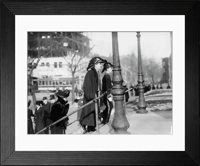 Framed Print : Señor Don Anibal Cruz, Ambassador from Chile - His Funeral at St. Patrick's Church... 1910. Creator: Harris & Ewing. Señor Don Anibal Cruz, Ambassador from Chile - His Funeral at St. Patrick's Church... 1910. Creator: Harris & Ewing Framed Print : Señor Don Anibal Cruz, Ambassador from Chile - His Funeral at St. Patrick's Church... 1910. Creator: Harris & Ewing. Señor Don Anibal Cruz, Ambassador from Chile - His Funeral at St. Patrick's Church... 1910. Creator: Harris & Ewing