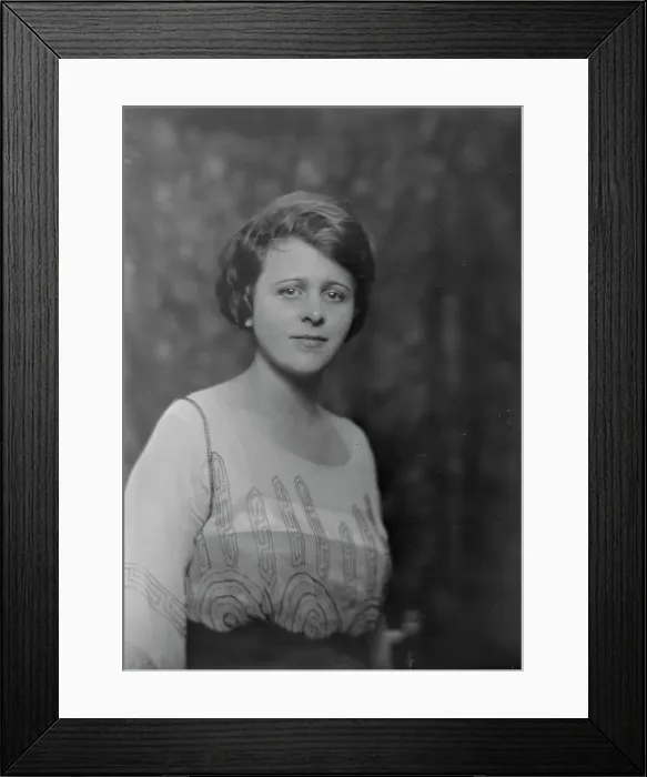 Framed Print : Mrs. Claudia Smith, portrait photograph, 1918 Sept. 13. Creator: Arnold Genthe Framed Print : Mrs. Claudia Smith, portrait photograph, 1918 Sept. 13. Creator: Arnold Genthe