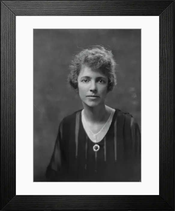 Framed Print : Mrs. Irving Olds, portrait photograph, 1918 Mar. 27. Creator: Arnold Genthe Framed Print : Mrs. Irving Olds, portrait photograph, 1918 Mar. 27. Creator: Arnold Genthe