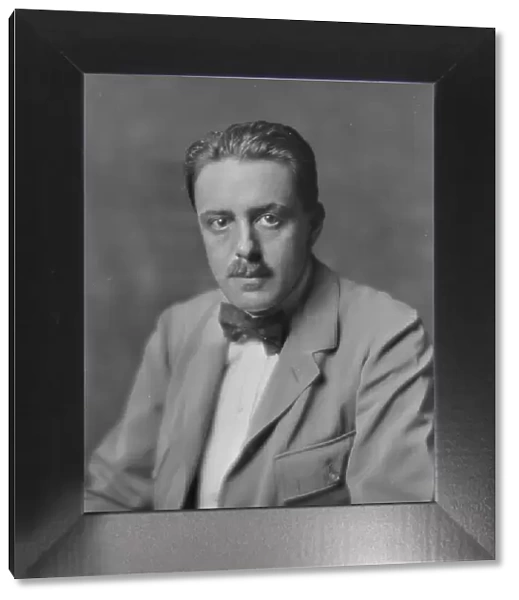 Mr. L.G. Piemantel, portrait photograph, 1918 July 30. Creator: Arnold Genthe