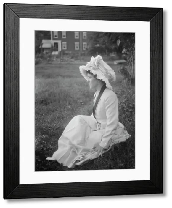 Framed Print : Mrs. Rainsford seated outdoors, between 1922 and 1924. Creator: Arnold Genthe Framed Print : Mrs. Rainsford seated outdoors, between 1922 and 1924. Creator: Arnold Genthe