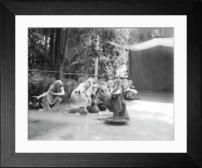 Framed Print : Ruth St. Denis dancers, between 1910 and 1935. Creator: Arnold Genthe Framed Print : Ruth St. Denis dancers, between 1910 and 1935. Creator: Arnold Genthe