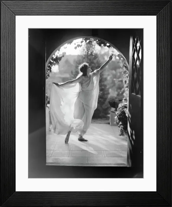 Framed Print : Ruth St. Denis dancers, between 1910 and 1935. Creator: Arnold Genthe Framed Print : Ruth St. Denis dancers, between 1910 and 1935. Creator: Arnold Genthe