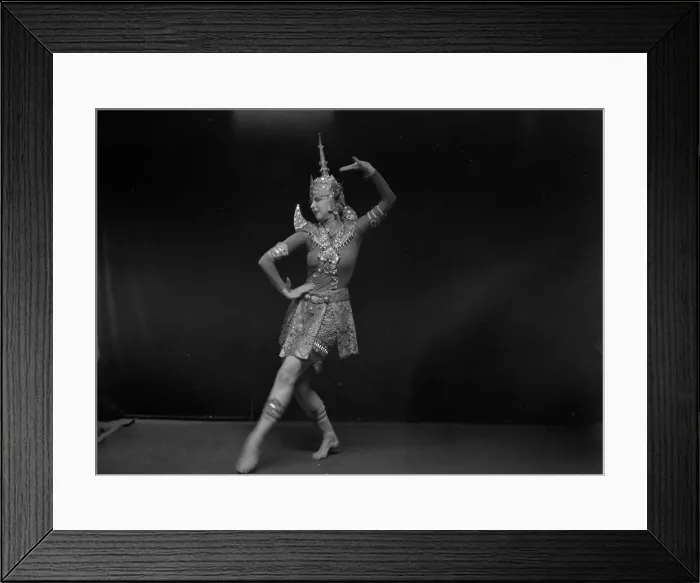 Framed Print : Ruth St. Denis, between 1910 and 1935. Creator: Arnold Genthe Framed Print : Ruth St. Denis, between 1910 and 1935. Creator: Arnold Genthe