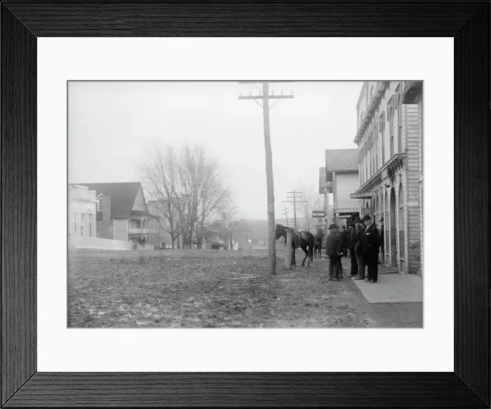 Framed Print : Feud - Scenes in Virginia Mountain Town at Trial After Feud, 1912 Creator: Harris & Ewing. Feud - Scenes in Virginia Mountain Town at Trial After Feud, 1912 Creator: Harris & Ewing Framed Print : Feud - Scenes in Virginia Mountain Town at Trial After Feud, 1912 Creator: Harris & Ewing. Feud - Scenes in Virginia Mountain Town at Trial After Feud, 1912 Creator: Harris & Ewing