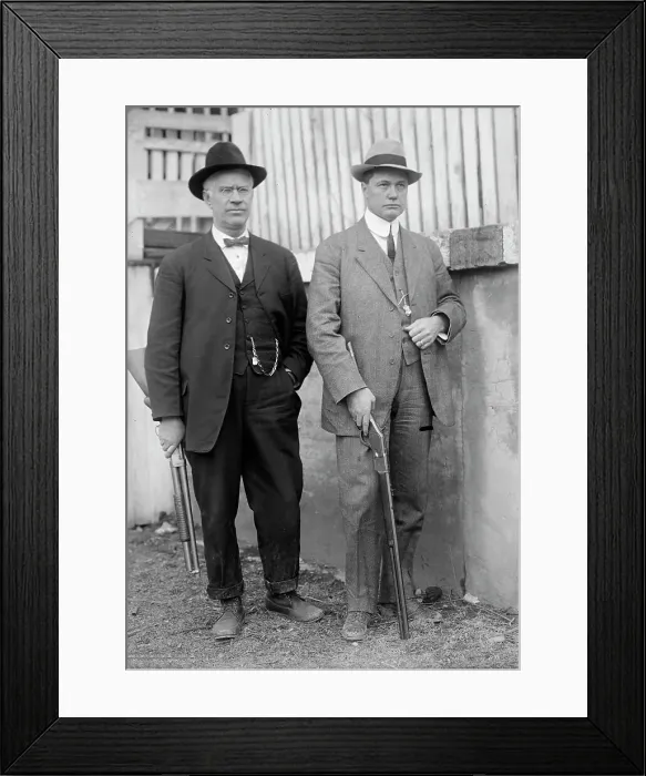 Framed Print : Feud - Scenes in Virginia Mountain Town at Trial After Feud, 1912 Creator: Harris & Ewing. Feud - Scenes in Virginia Mountain Town at Trial After Feud, 1912 Creator: Harris & Ewing Framed Print : Feud - Scenes in Virginia Mountain Town at Trial After Feud, 1912 Creator: Harris & Ewing. Feud - Scenes in Virginia Mountain Town at Trial After Feud, 1912 Creator: Harris & Ewing
