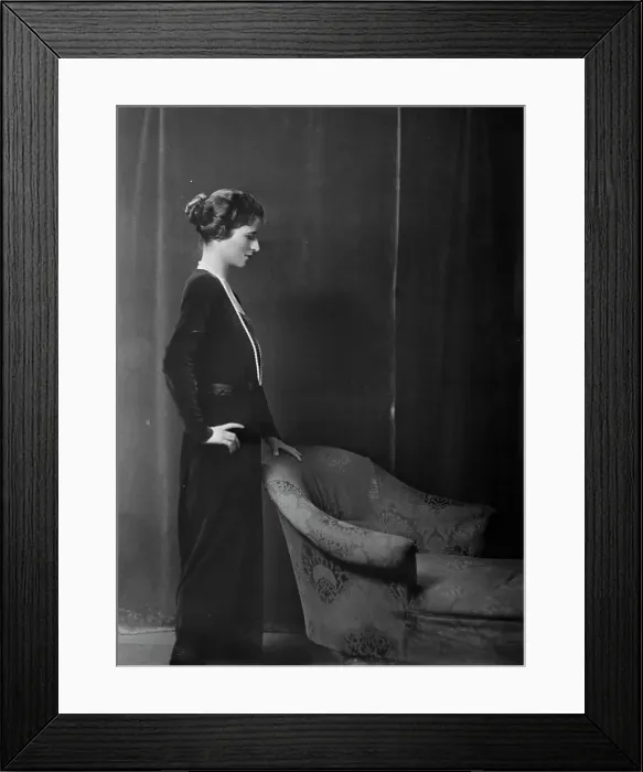 Framed Print : Mrs. A.R. Seligman, portrait photograph, 1918 Oct. 29. Creator: Arnold Genthe Framed Print : Mrs. A.R. Seligman, portrait photograph, 1918 Oct. 29. Creator: Arnold Genthe
