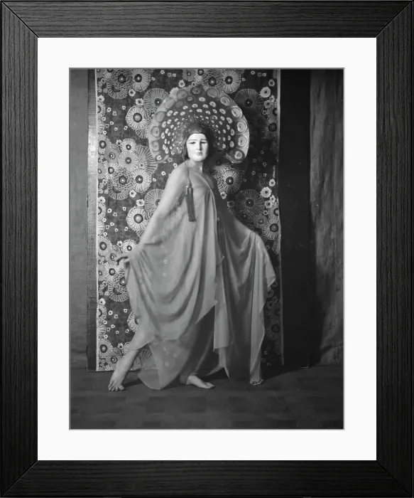 Framed Print : Miss Margaret Severn, 1920 May 21. Creator: Arnold Genthe Framed Print : Miss Margaret Severn, 1920 May 21. Creator: Arnold Genthe