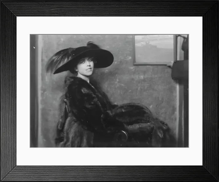 Framed Print : Mrs. Sinclair, portrait photograph, 1918 Feb. 5. Creator: Arnold Genthe Framed Print : Mrs. Sinclair, portrait photograph, 1918 Feb. 5. Creator: Arnold Genthe